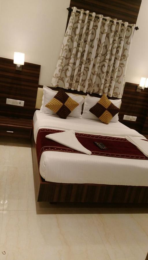 Hotel Golden City Bombay Exterior foto